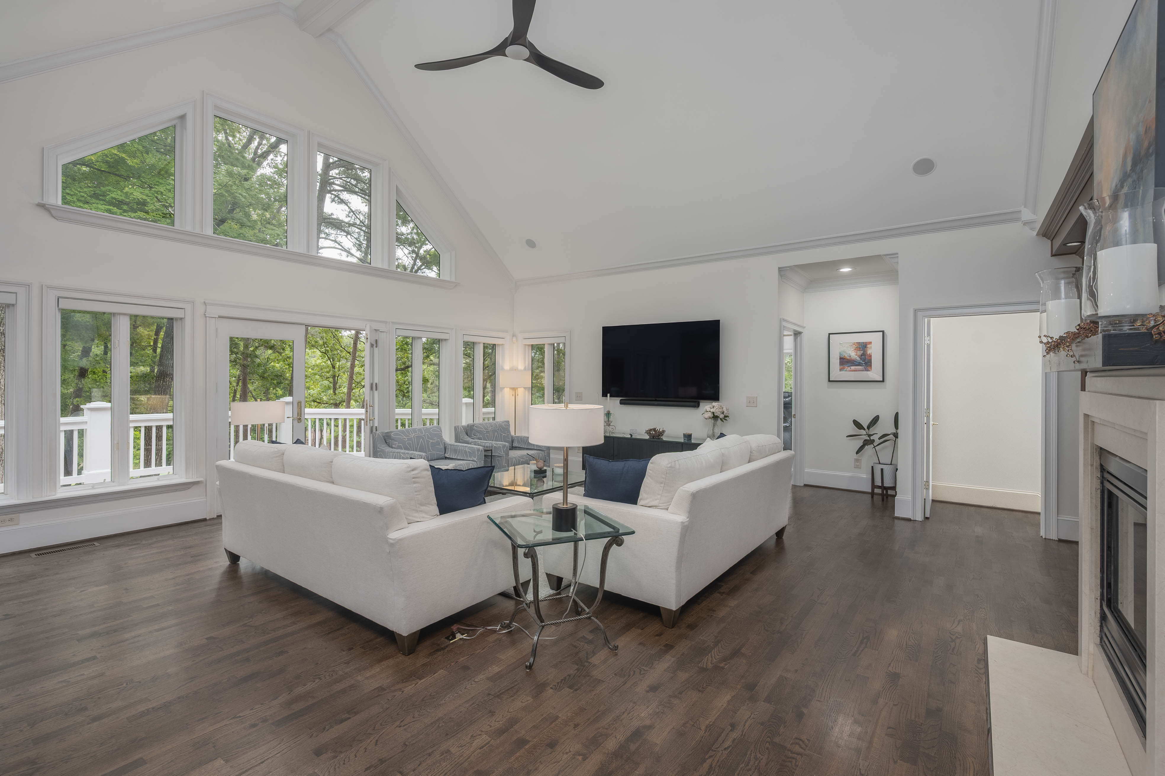 1070 Maple Ridge Way image 11